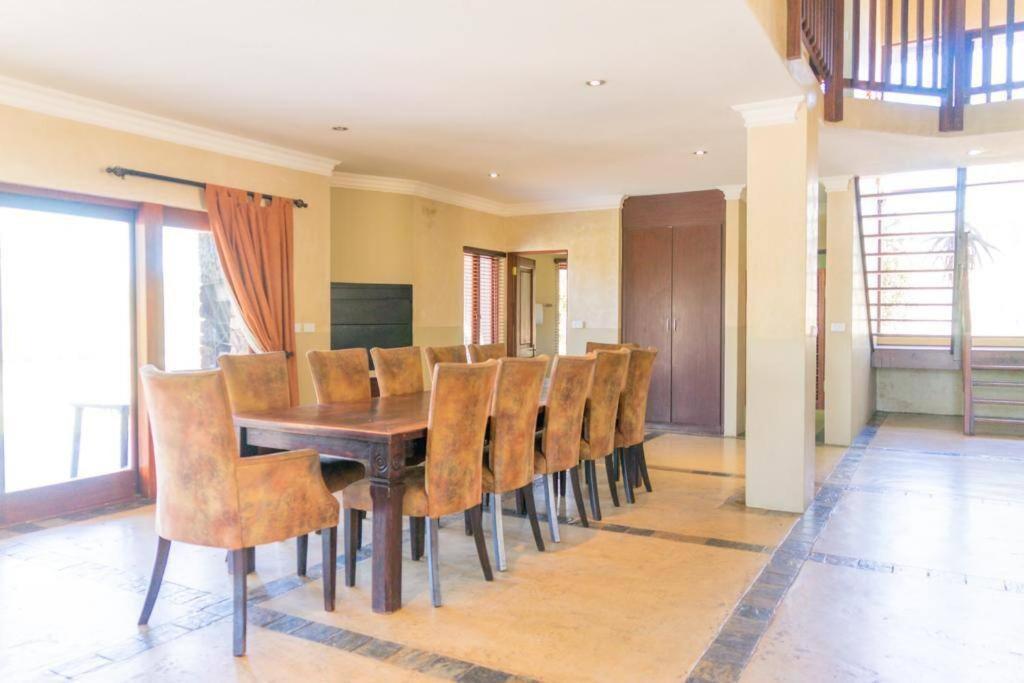 Zebula 132 Villa